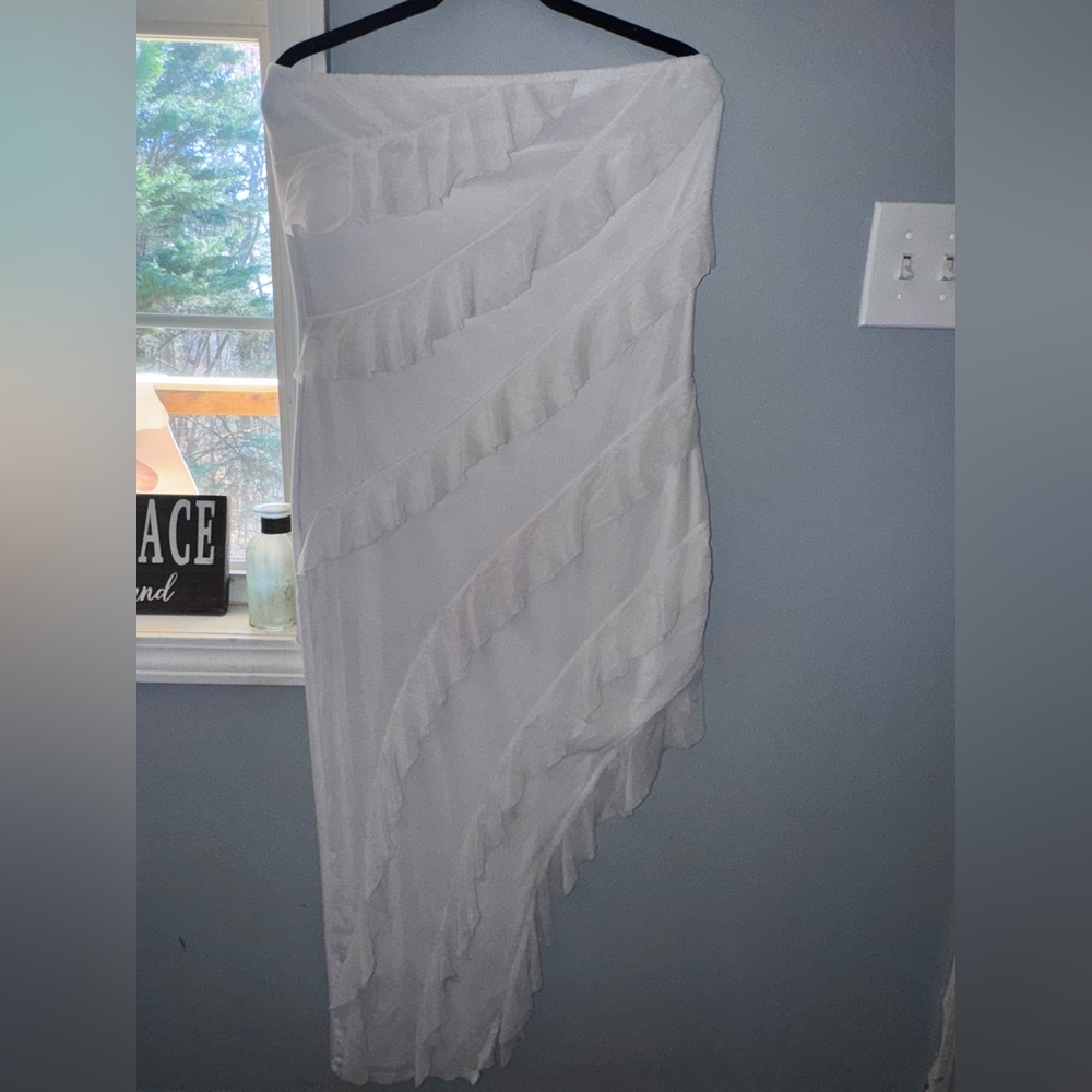 PrettyGarden White Dress with Ruffles